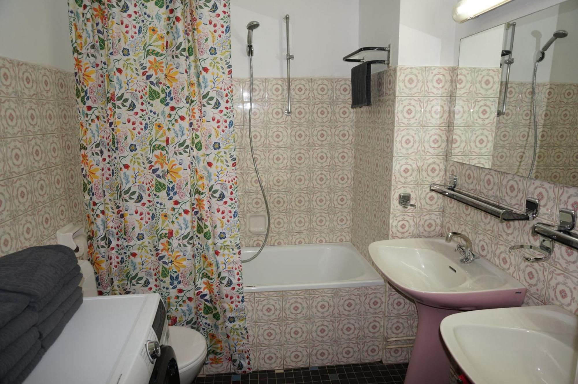 Belga Apartment 3 Bedrooms. Antwerpia Zewnętrze zdjęcie